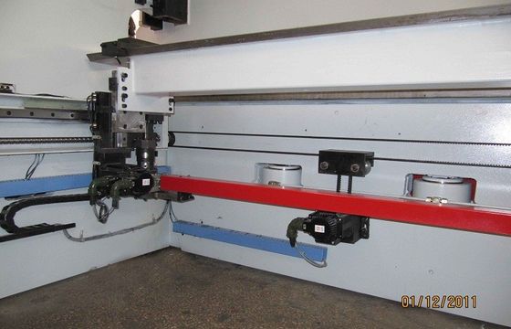 Yüksek Verimli CNC Hidrolik 3mm 100 Ton Pres Fren ve Bükme Makinesi