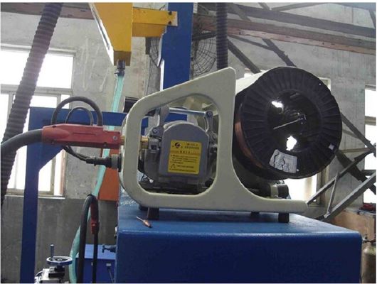 Larege çaplı lamba direği Işık Kutusu Kapama Kaynağı Makinası 60 - 340mm, maks. 16 metre